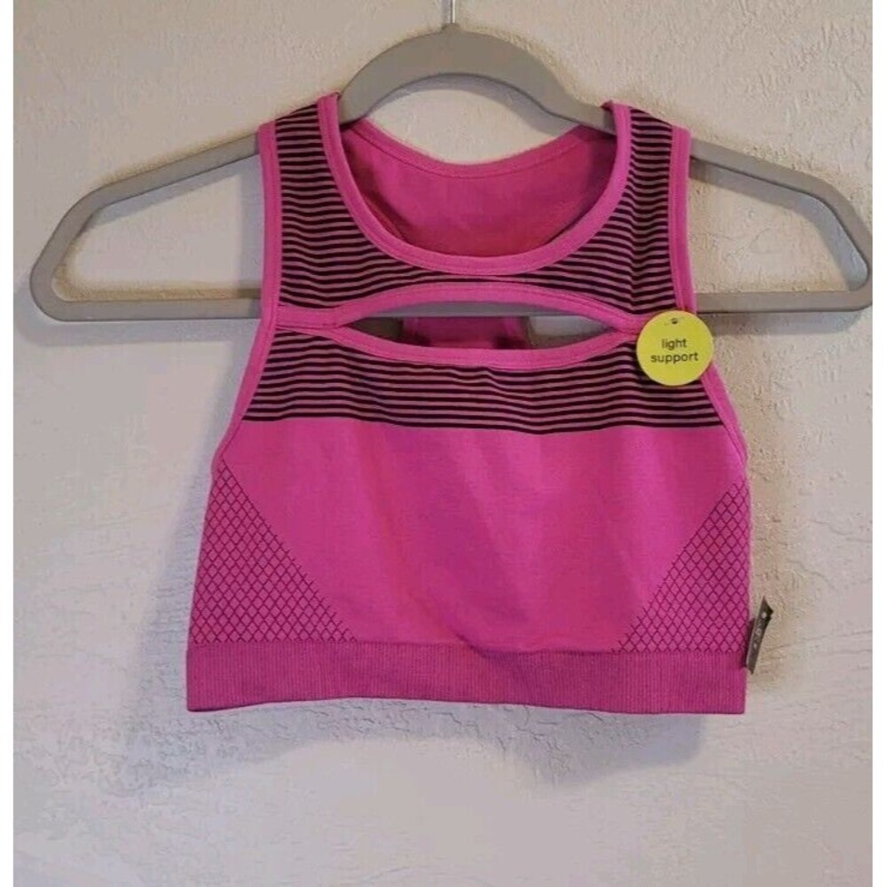 City Street Women's Light Support Sports Bra Pink Key Hole Front Size Large